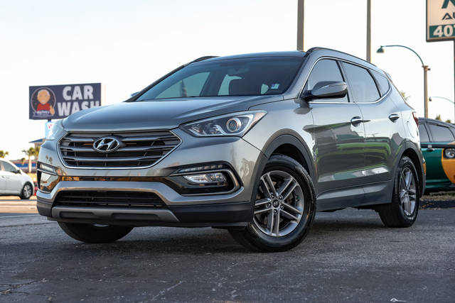 2017 Hyundai Santa Fe Sport 2.4L FWD photo