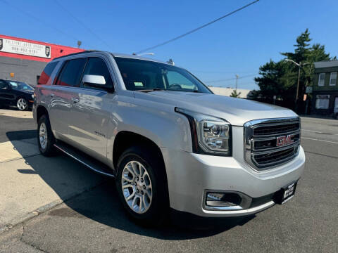 2016 GMC Yukon SLT 4WD photo