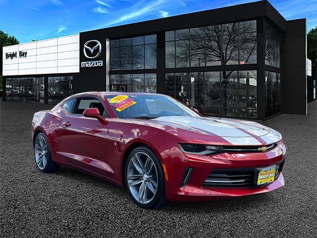 2017 Chevrolet Camaro 2LT RWD photo