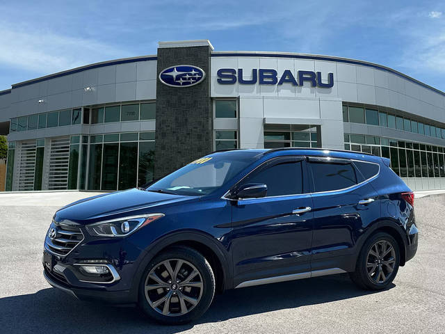 2017 Hyundai Santa Fe Sport 2.0T Ultimate FWD photo