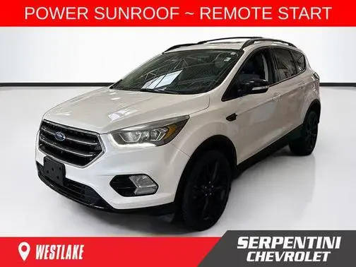 2017 Ford Escape Titanium 4WD photo