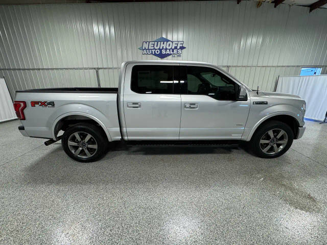 2016 Ford F-150 Lariat 4WD photo