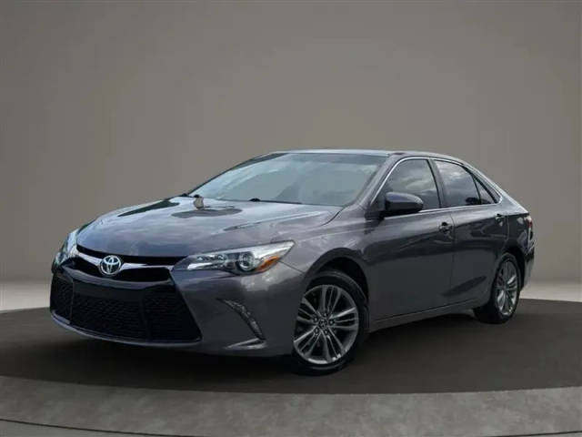 2017 Toyota Camry SE FWD photo