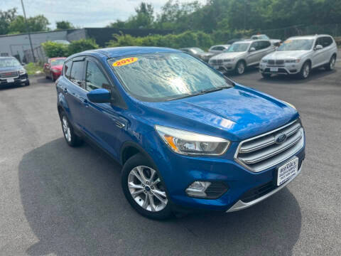 2017 Ford Escape SE 4WD photo