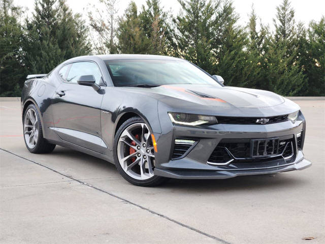 2017 Chevrolet Camaro 2SS RWD photo