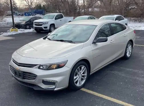 2016 Chevrolet Malibu LT FWD photo