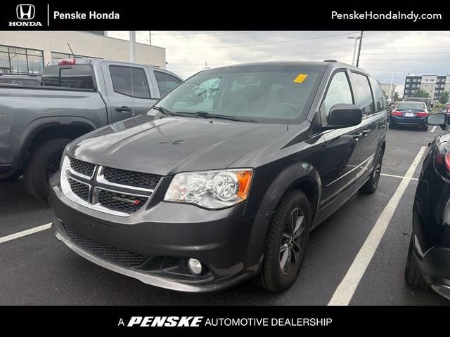 2016 Dodge Grand Caravan SXT Plus FWD photo