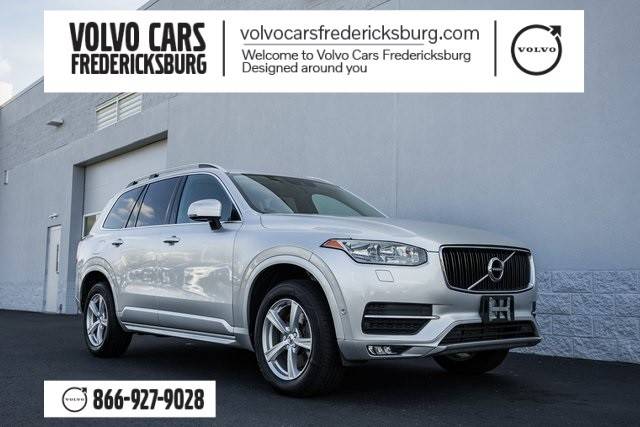 2016 Volvo XC90 T5 Momentum AWD photo