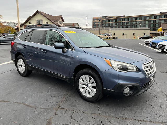 2017 Subaru Outback Premium AWD photo