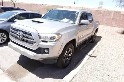 2016 Toyota Tacoma TRD Sport RWD photo