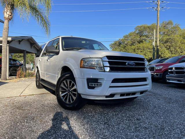 2015 Ford Expedition XLT RWD photo