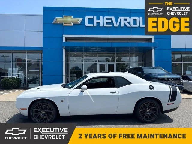 2016 Dodge Challenger R/T Scat Pack RWD photo