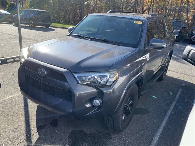 2016 Toyota 4Runner SR5 RWD photo