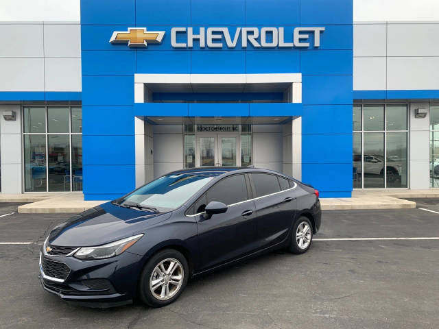 2016 Chevrolet Cruze LT FWD photo