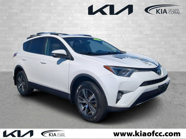 2016 Toyota RAV4 XLE AWD photo