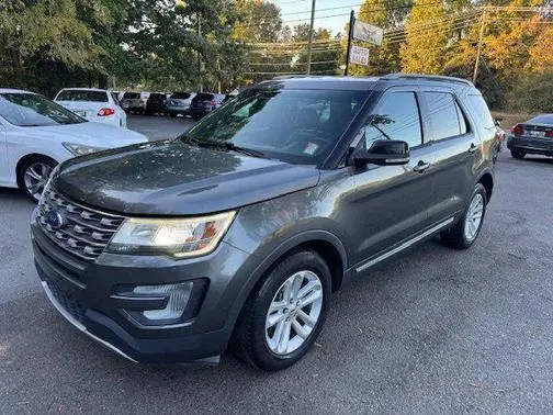 2017 Ford Explorer XLT FWD photo