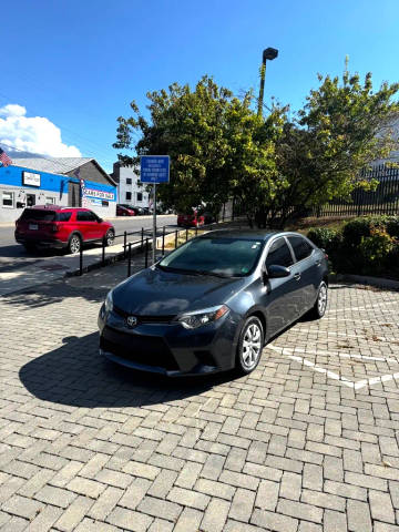 2016 Toyota Corolla FWD photo