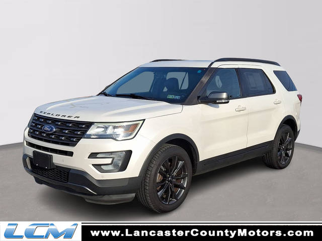 2017 Ford Explorer XLT 4WD photo