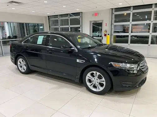 2016 Ford Taurus SEL FWD photo
