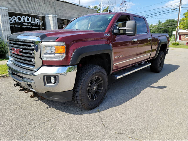 2015 GMC Sierra 2500HD SLT 4WD photo