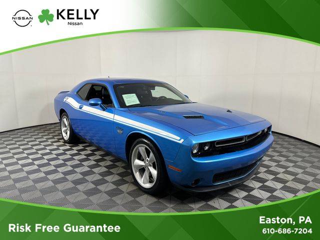 2016 Dodge Challenger R/T Plus RWD photo
