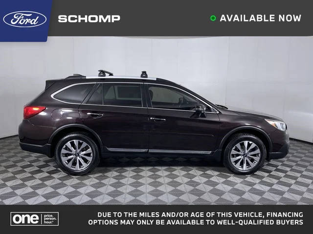 2017 Subaru Outback Touring AWD photo