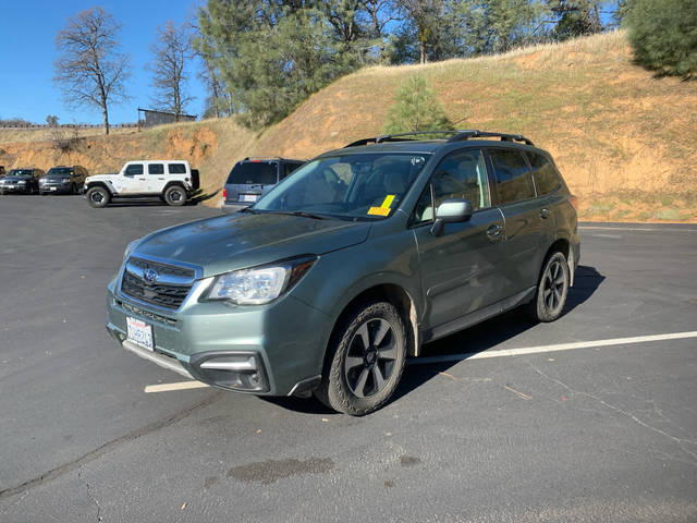 2017 Subaru Forester Premium AWD photo