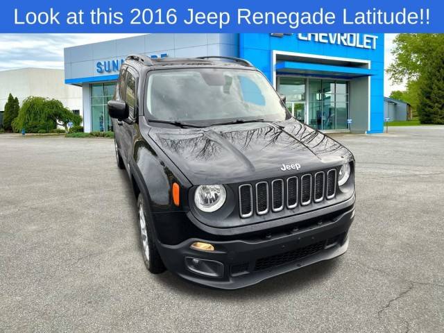 2016 Jeep Renegade Latitude 4WD photo