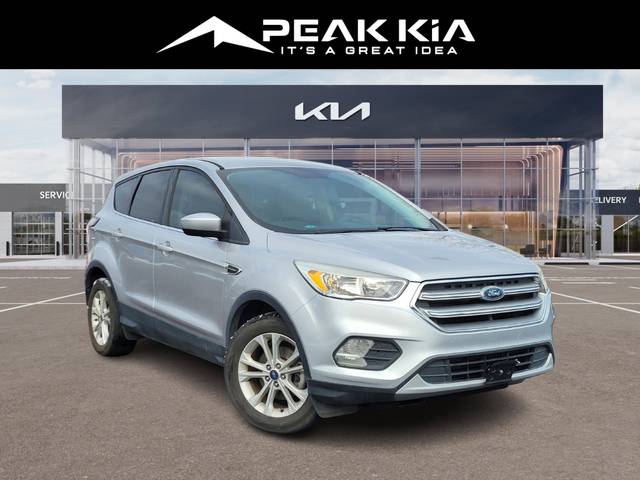 2017 Ford Escape SE FWD photo