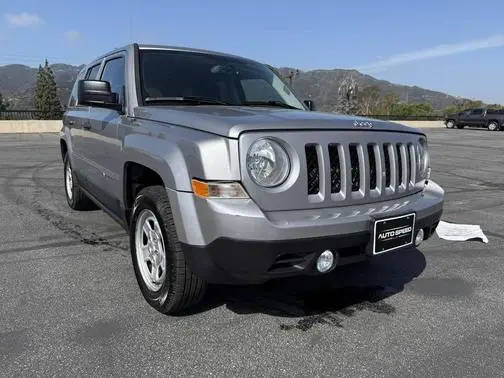 2016 Jeep Patriot Sport FWD photo