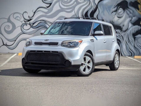 2016 Kia Soul Base FWD photo