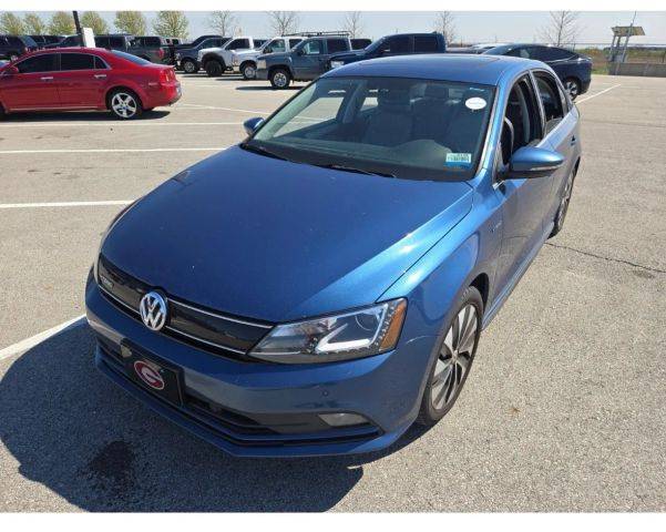 2016 Volkswagen Jetta Hybrid SEL Premium FWD photo