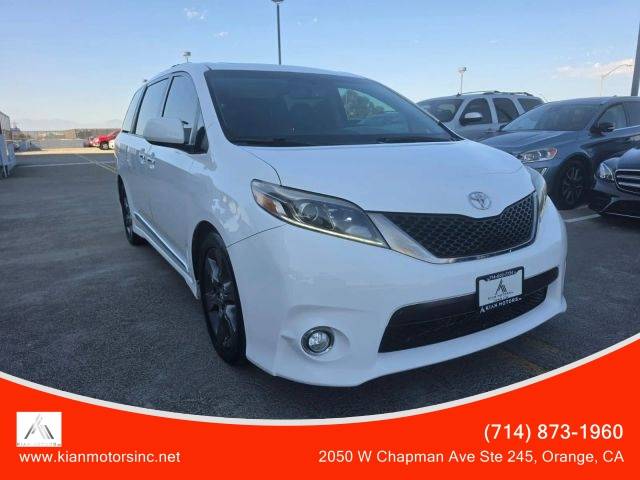 2016 Toyota Sienna SE Premium FWD photo
