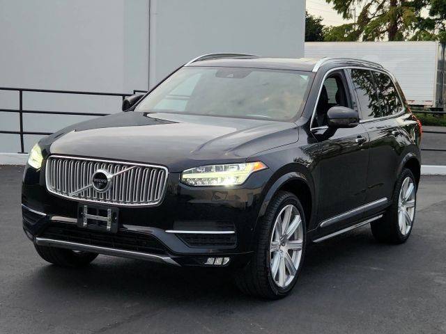2016 Volvo XC90 T6 Inscription AWD photo