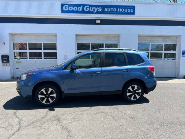 2017 Subaru Forester Premium AWD photo