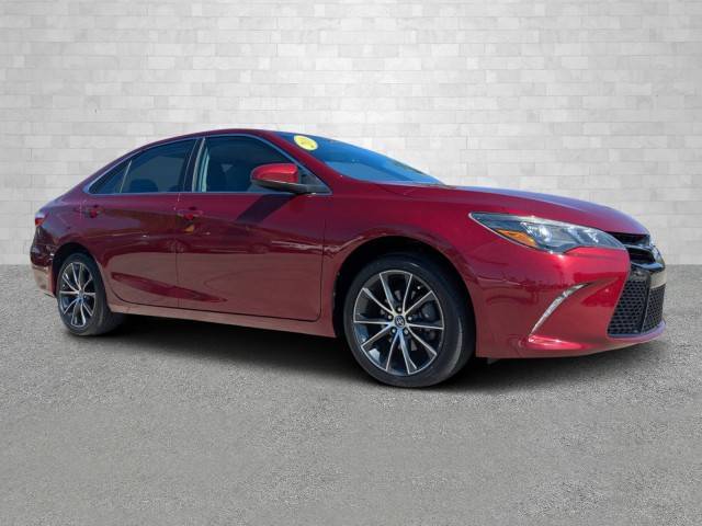 2016 Toyota Camry XSE FWD photo