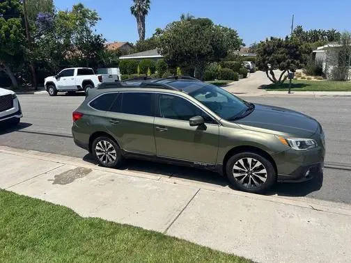 2017 Subaru Outback Limited AWD photo