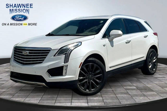 2017 Cadillac XT5 Platinum AWD AWD photo