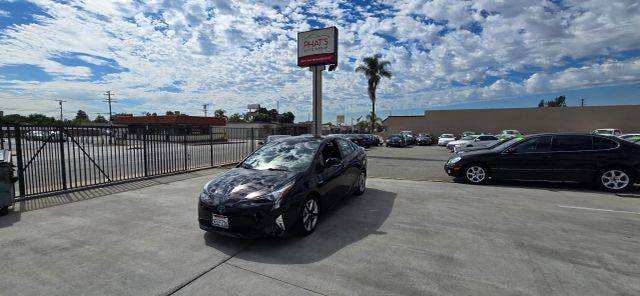 2016 Toyota Prius Four Touring FWD photo