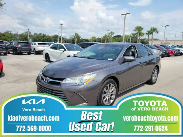 2017 Toyota Camry XLE FWD photo