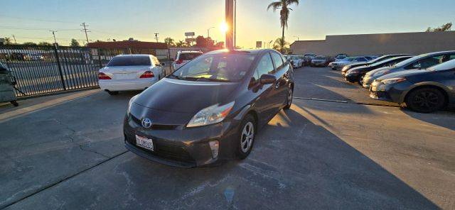 2015 Toyota Prius Two FWD photo