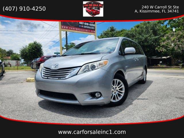 2015 Toyota Sienna XLE FWD photo