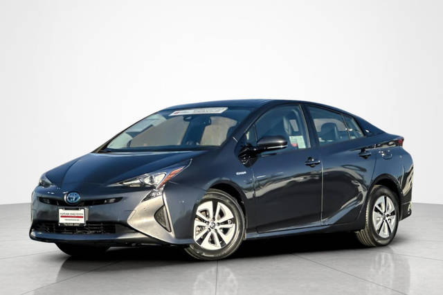 2016 Toyota Prius Four FWD photo