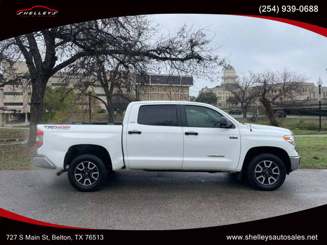 2016 Toyota Tundra SR5 4WD photo
