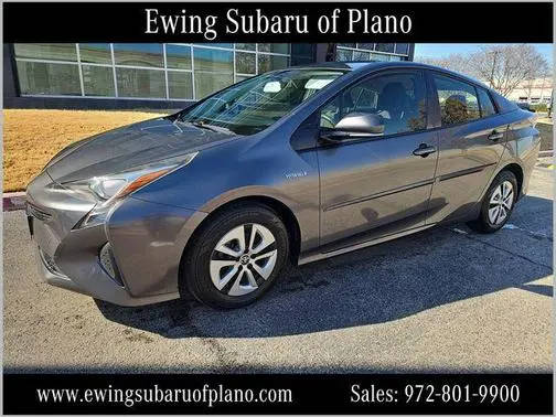 2016 Toyota Prius Three FWD photo