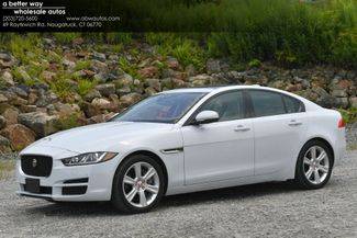 2017 Jaguar XE 25t Prestige RWD photo