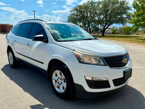 2017 Chevrolet Traverse LS FWD photo
