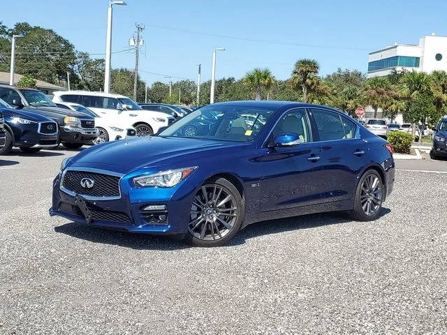 2016 Infiniti Q50 3.0t Red Sport 400 RWD photo