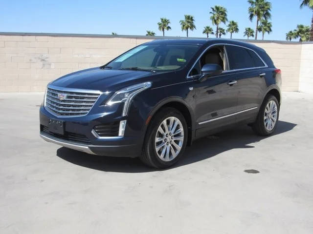 2017 Cadillac XT5 Platinum AWD AWD photo