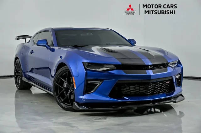 2017 Chevrolet Camaro 2SS RWD photo